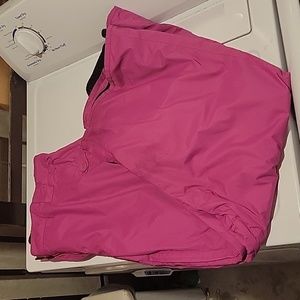 Powder room ski pants